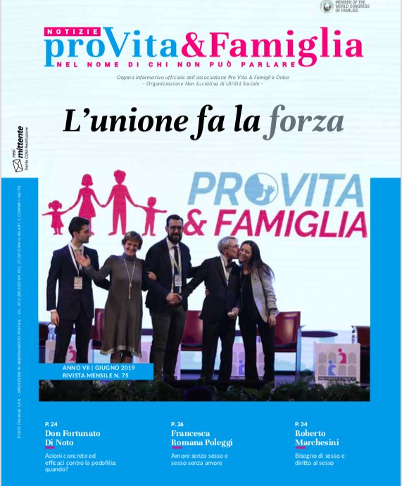 Copertina del n. 75 di NotizieProVita che è diventato Notizie ProVita& Famiglia. Fiore, Poleggi, Coghe, Brandi e Ruiu sul palco a Verona