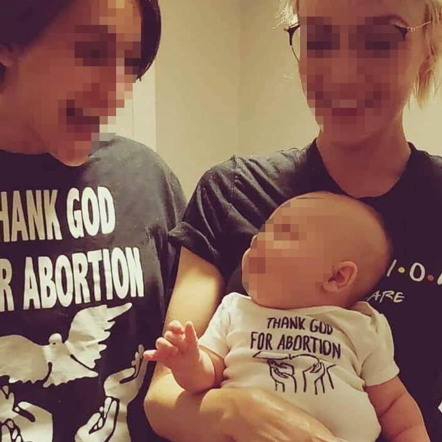 Nuova trovata degli abortisti: «Grazie Dio per l’aborto» 1