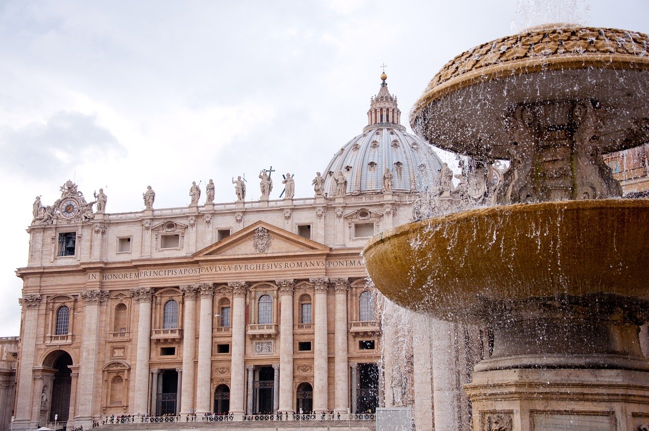 Vaticano: l’eutanasia è un crimine e un atto malvagio 1