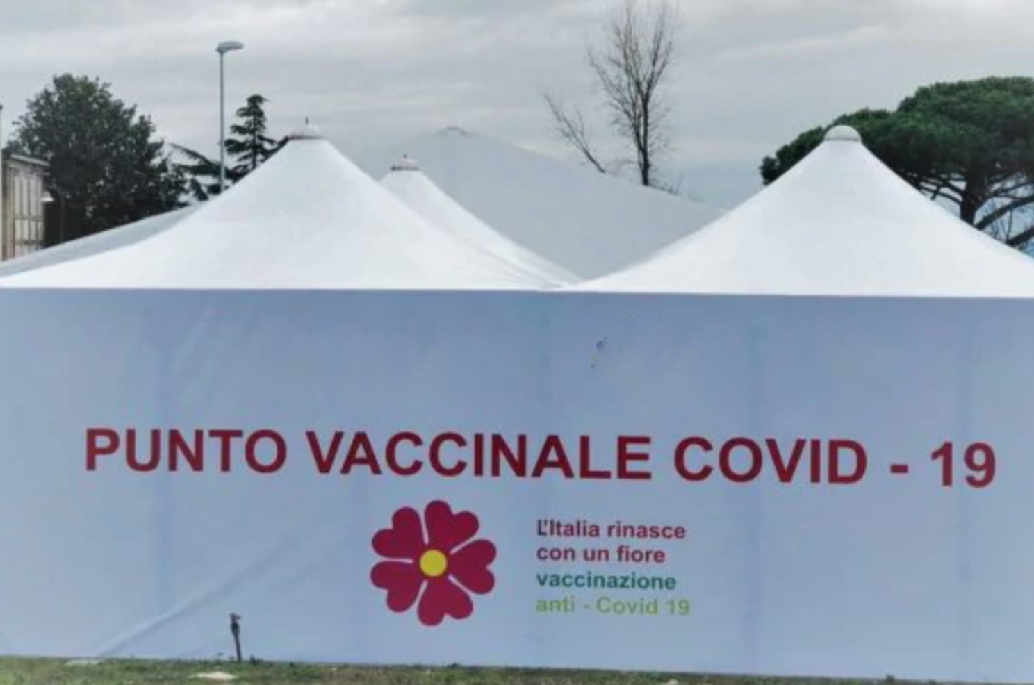 La comunità Trans contro la campagna vaccinale anti-Covid 1