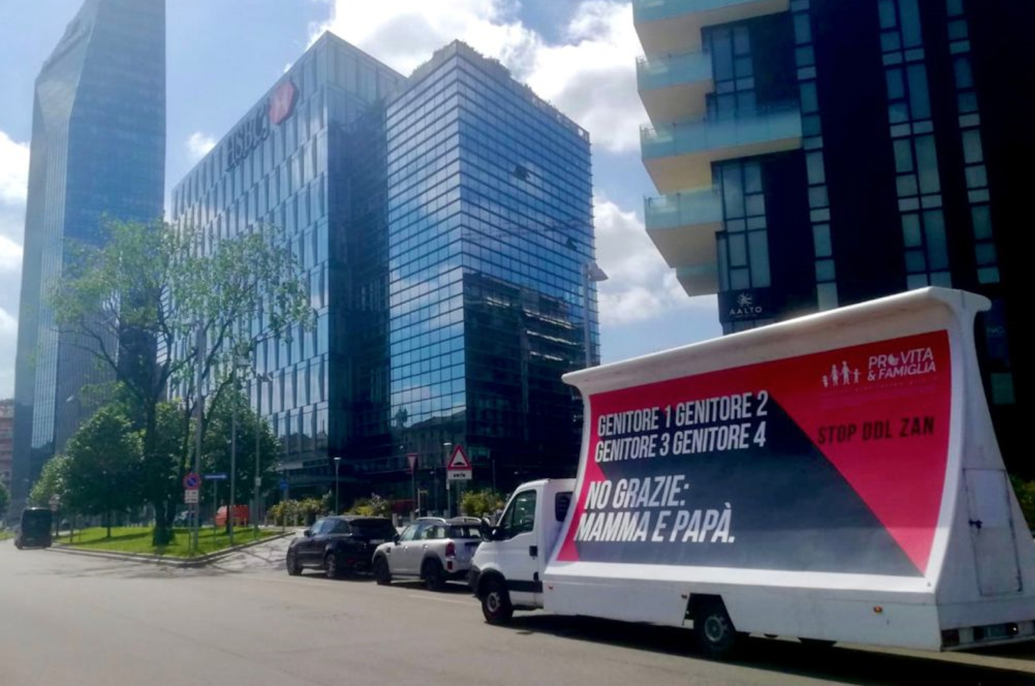 Manifestazione Ddl Zan, Pro Vita & Famiglia: «Camion vela a Milano in nome della libertà» 1