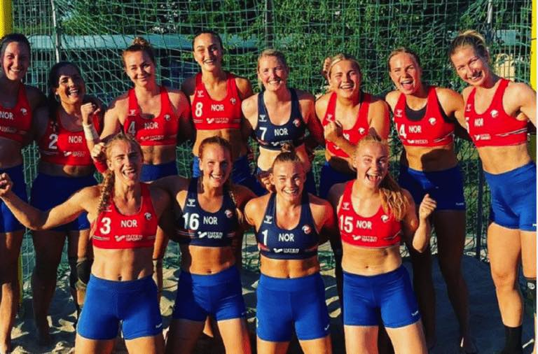 La squadra di beach handball della Norgegia