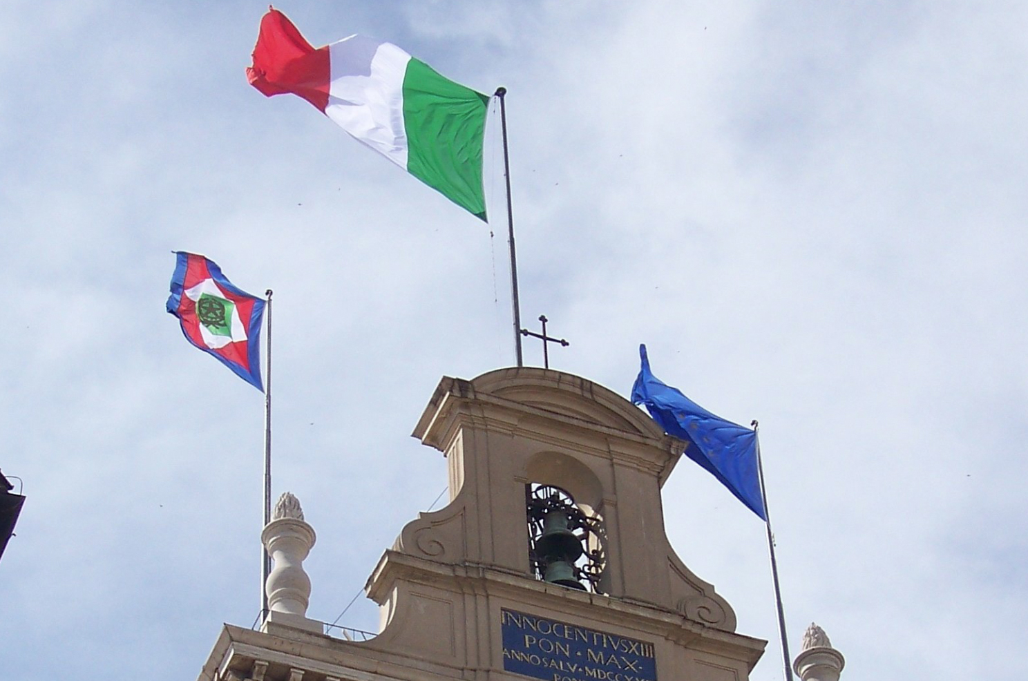 Il Paese è pronto per una donna al Quirinale? Il commento di suor Alfieri 1