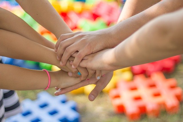 Comune di Pontremoli: la famiglia al centro di un premio letterario 1