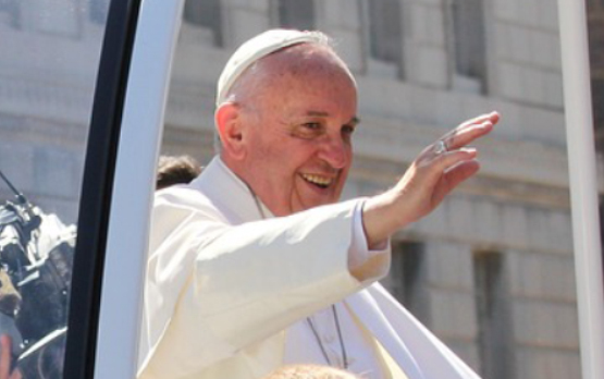 FLASH - Il Papa sulla Famiglia: «E' dovere dello Stato ascoltarla. Attenti alle ideologie che distruggono» 1