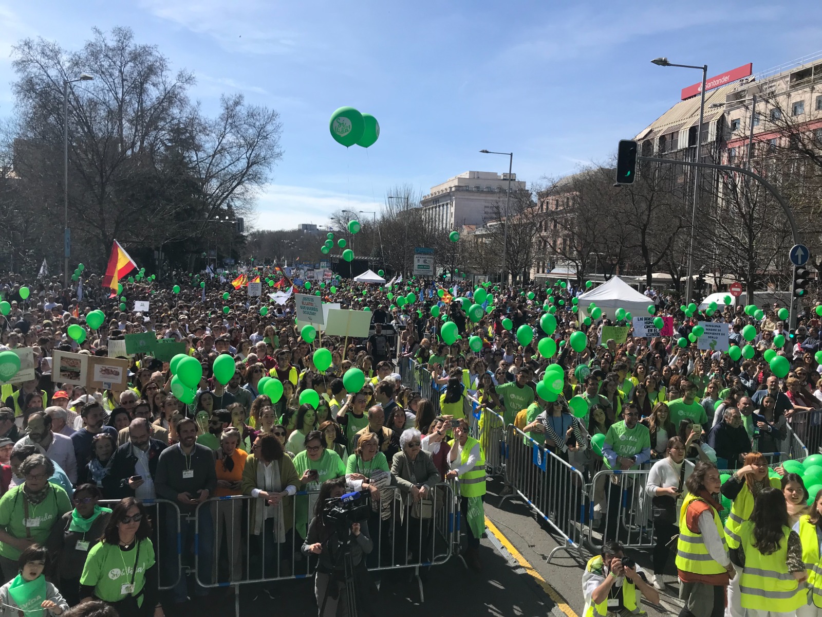 Migliaia a Madrid per la Marcia per la Vita. Ana Del Pino (One of Us): «Cresce la partecipazione dei giovani» 1