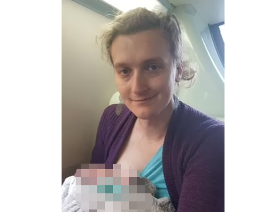 Attivista trans posta foto mentre allatta, ma nessuno parla dei rischi che corre il bambino 1