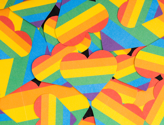 Colorare i brand di arcobaleno per il mese del Pride non paga. Ma in Italia. . . 1