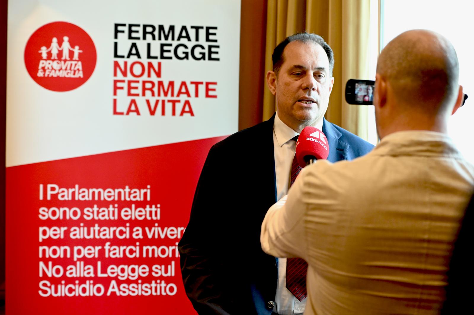 Suicidio assistito: ecco perché una legge non è il ‘male minore’ e il Parlamento non è tenuto ad approvarla 1