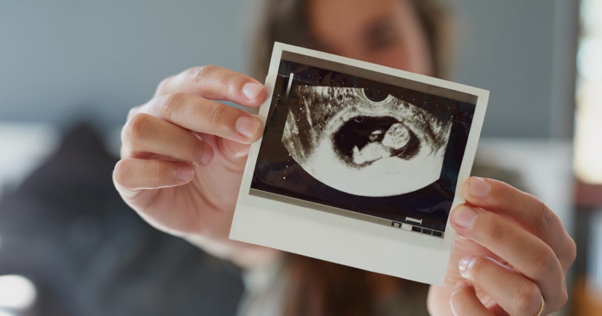 Dal cuore che batte allo “smembramento” del corpo: tutte le bugie sull’aborto smentite dalla scienza 1