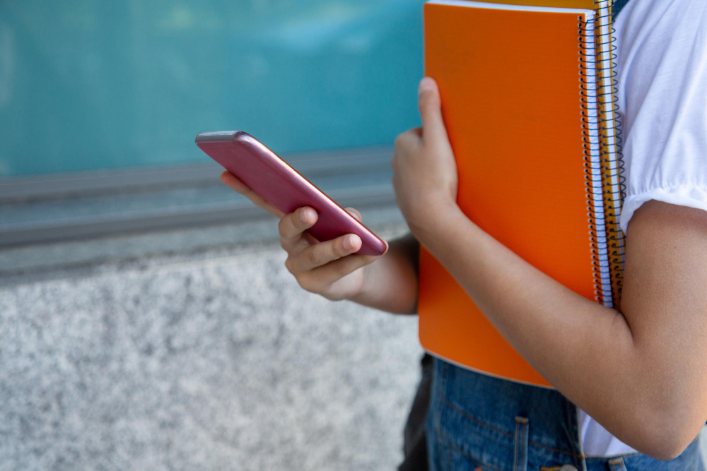 Stop smartphone in classe è per il bene dei ragazzi. E i genitori italiani sono d’accordo 1