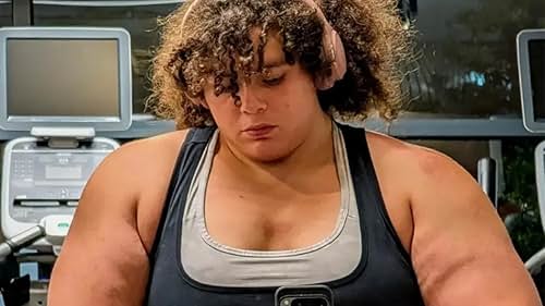 La "donna più forte del mondo" in realtà è un maschio transgender 1