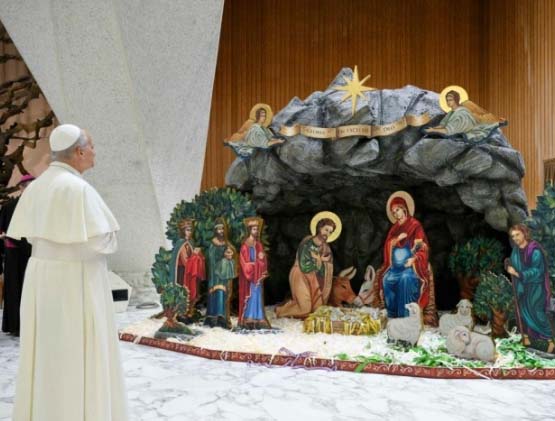 Papa Leone XIV inaugura il "presepe pro vita" in Vaticano 1