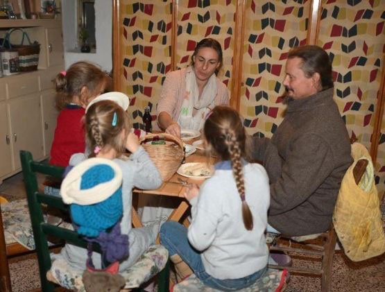 Non si ferma il calvario della Famiglia nel Bosco. Cantelmi: «Servizi hanno fallito» 1