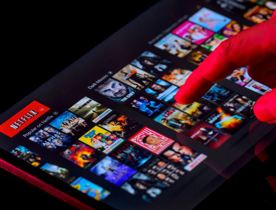Netflix pro Lgbt? Ecco tutti i contenuti arcobaleno o sessualmente espliciti 1