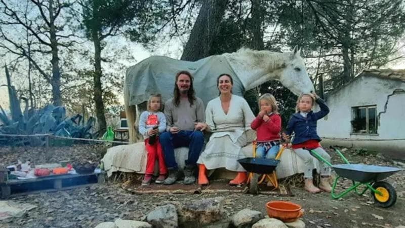 Famiglia nel Bosco: 92 giorni di separazione. Tribunale ascolti disperazione della mamma e appello Garante 1