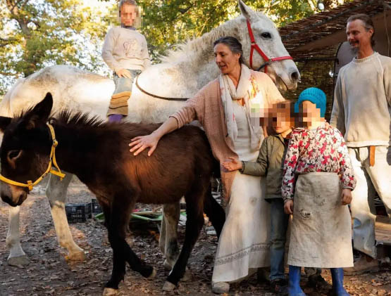 Famiglia nel Bosco sempre più sotto attacco: scricchiola l’imparzialità di una psicologa 1
