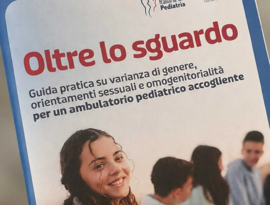 Pediatra e militante LGBT. Chi è Chiara Centenari, co-autrice della “guida gender” che chiedeva la censura dei manifesti Pro Vita 1