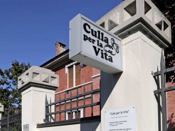 Bologna, una Culla per la Vita per ogni ospedale. La proposta del consigliere della Lega Di Benedetto 1