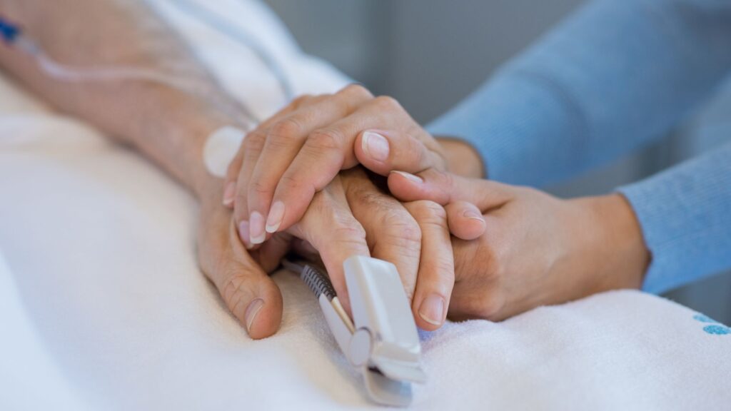 Crescono le richieste per il suicidio assistito? In realtà è un grido d'aiuto per mancanza di cure 1