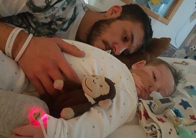 C’è ancora speranza per Charlie Gard 1