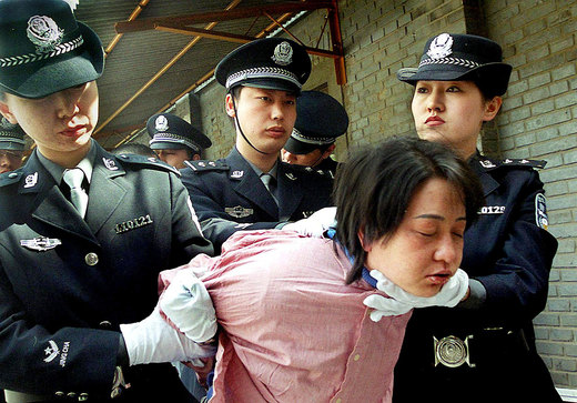 Cina_violenza_donna_contraccezione_aborto