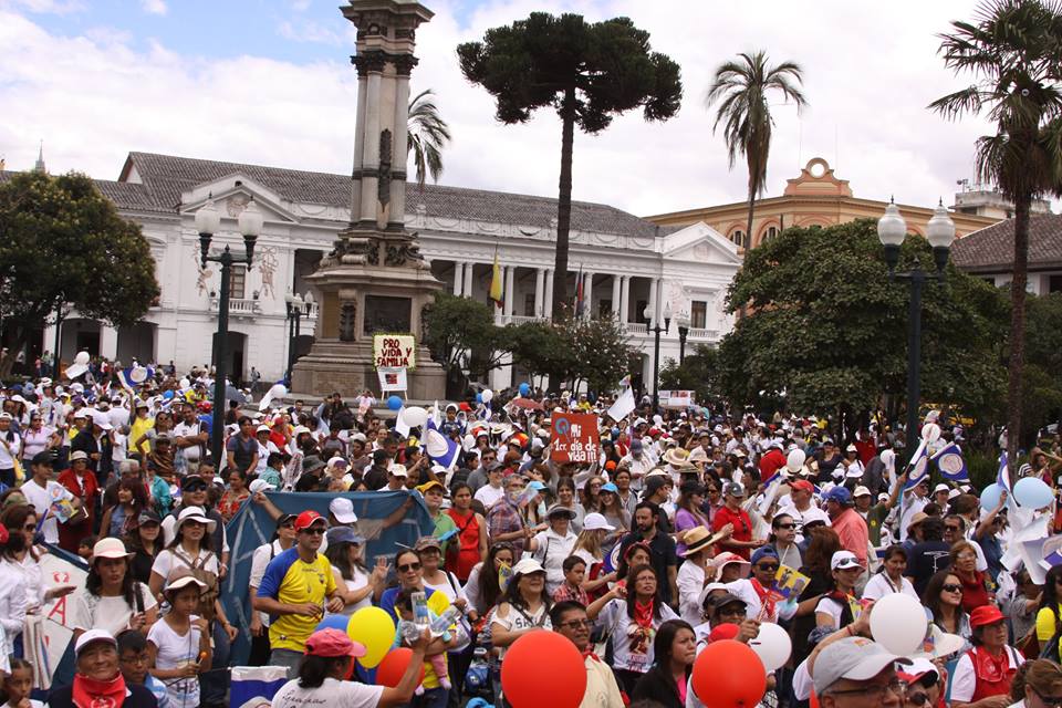 Per la vita e contro l’aborto: in Ecuador oltre 25mila in piazza 1