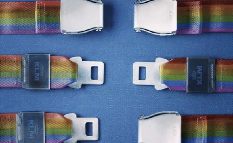 La KLM con la propaganda gay fa un bell’autogol! 1