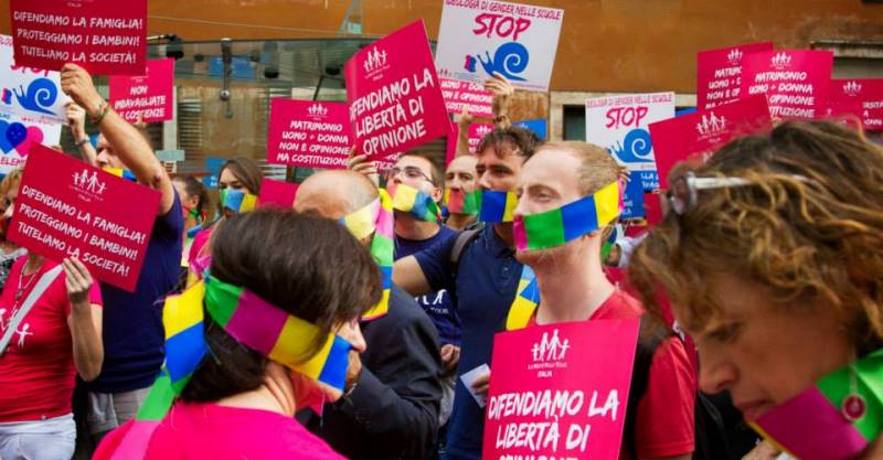 VIDEO – La Manif Pour Tous a Roma per la famiglia naturale 1