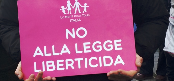 Affiggi un volantino della Manif Pour Tous? Sei un fascista 1