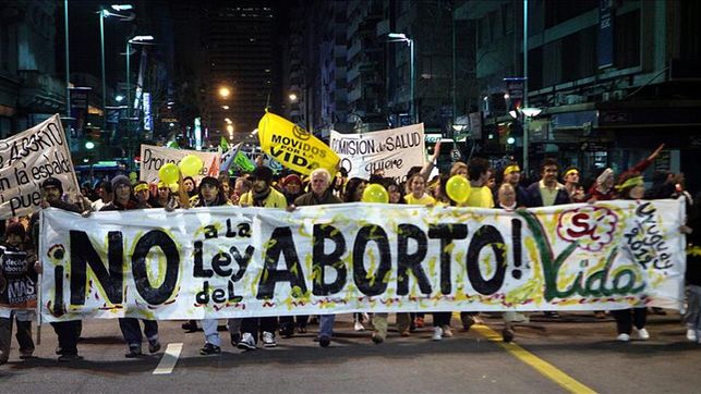 In Uruguay il referendum per abolire la legge che ha liberalizzato l’aborto 1