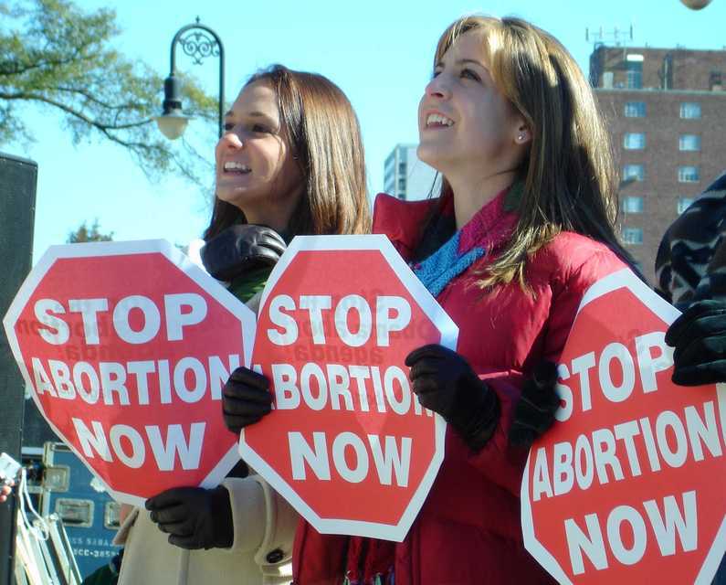 Il grande giro dell’aborto in soldoni 1