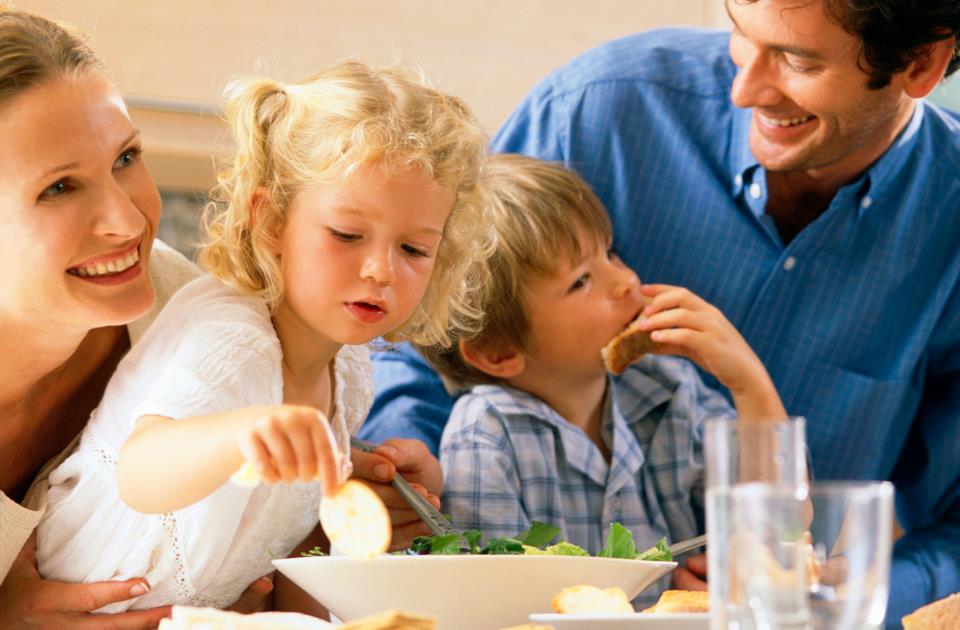 Le famiglie numerose difendono la vita 1
