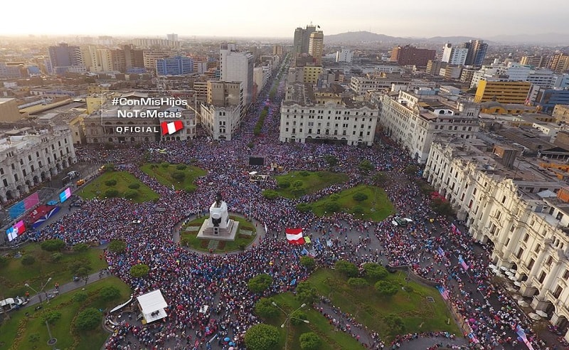 Perù: 1,5 milioni di persone in marcia contro il gender 1