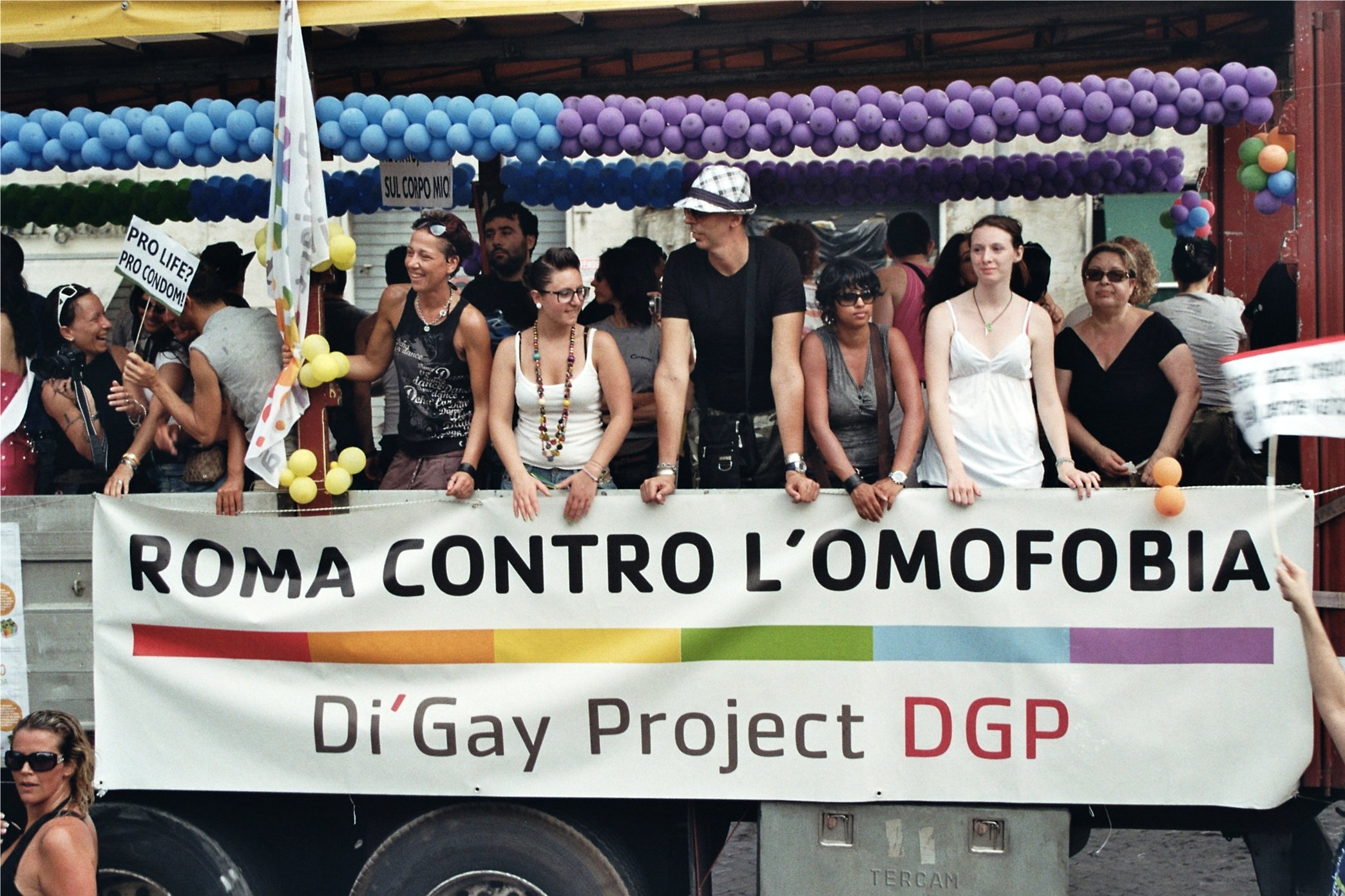 17 maggio: non è lotta all’omofobia è propaganda omosessualista 1