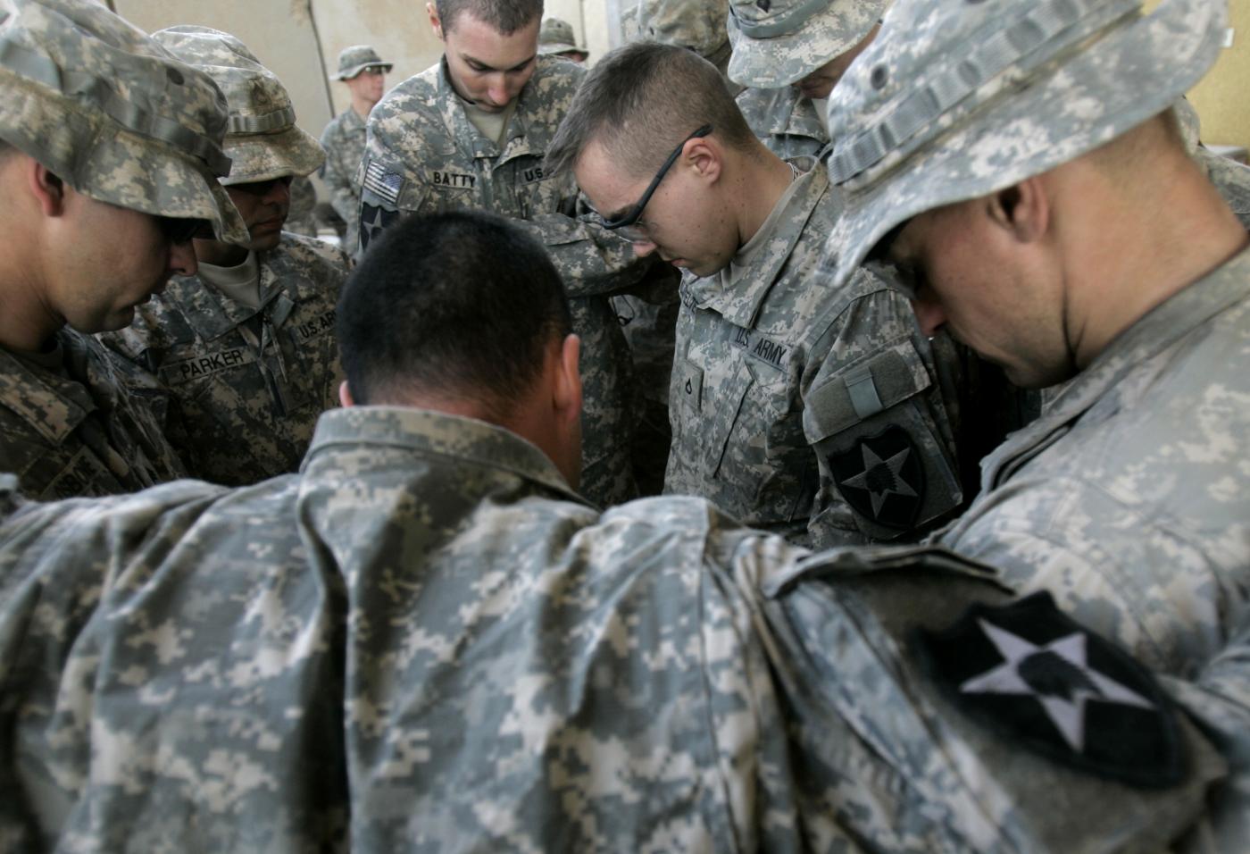 Usa, militare rifiuta di sostenere le nozze gay: licenziato 1